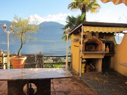 Einfamilienhaus an bevorzugter Wohnlage in Muralto / Locarno mit Panorama-Seesicht und G&auml;stewohnung